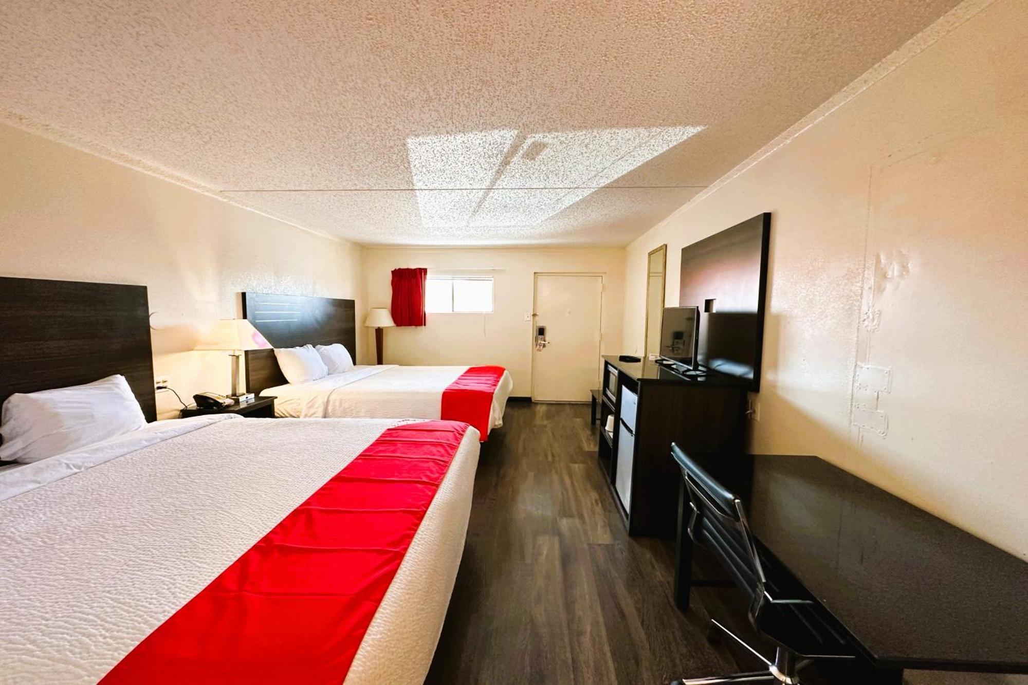 Oyo Hotel San Antonio Lackland Afb Seaworld Hwy 90 W Eksteriør billede