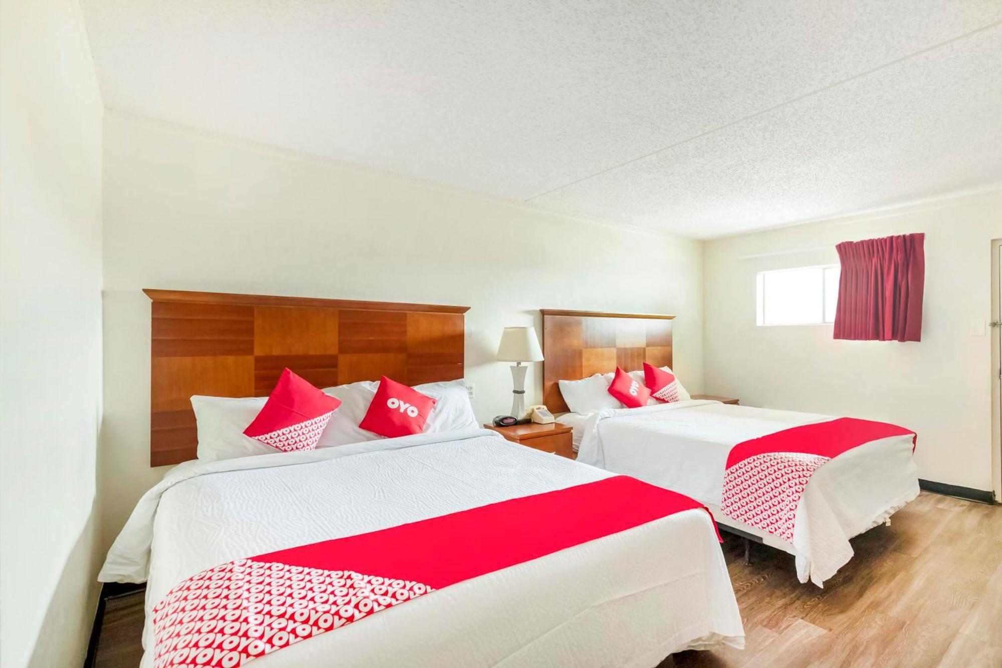Oyo Hotel San Antonio Lackland Afb Seaworld Hwy 90 W Eksteriør billede