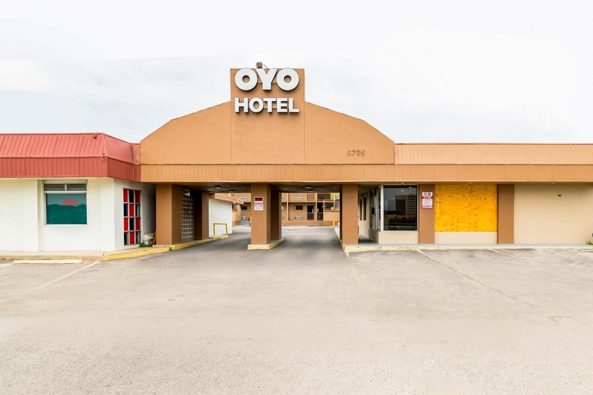 Oyo Hotel San Antonio Lackland Afb Seaworld Hwy 90 W Eksteriør billede