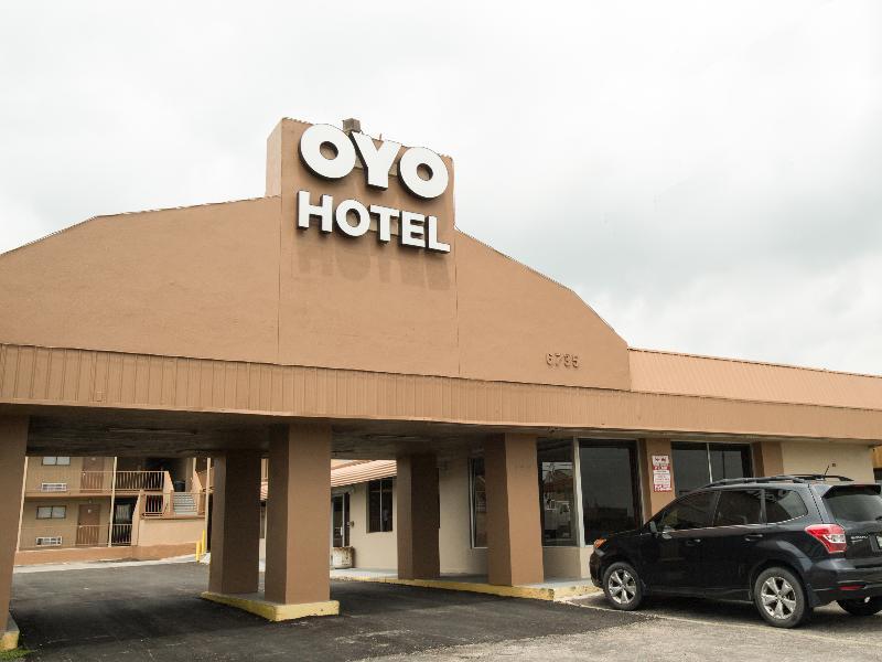 Oyo Hotel San Antonio Lackland Afb Seaworld Hwy 90 W Eksteriør billede